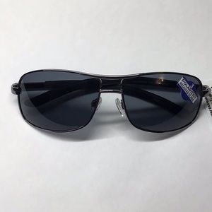 NWT polarized black metal frame sunglasses 62073